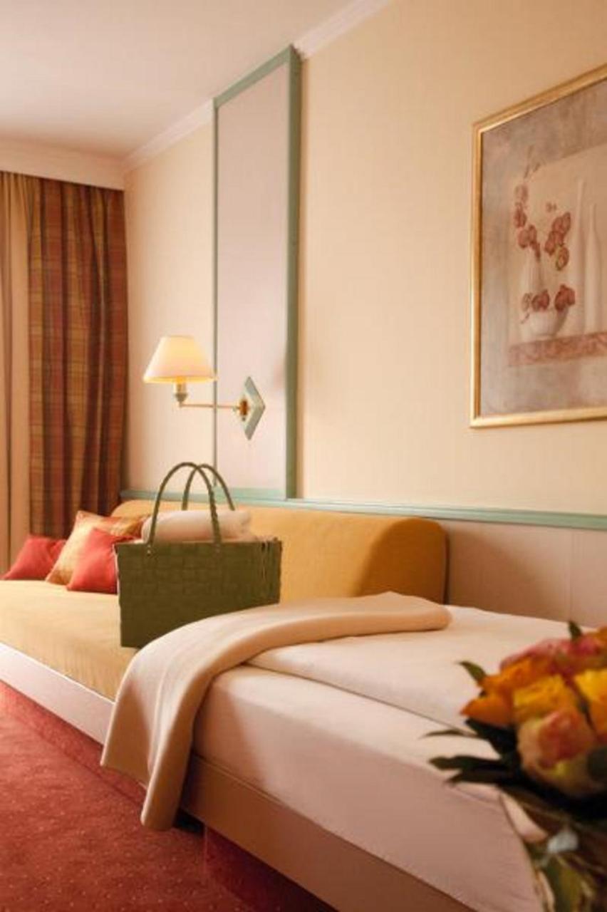 Hotel Dein Franz Bad Fussing Exterior photo